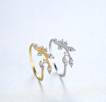 Anillo Ajustable con Circón, Diseño Flor