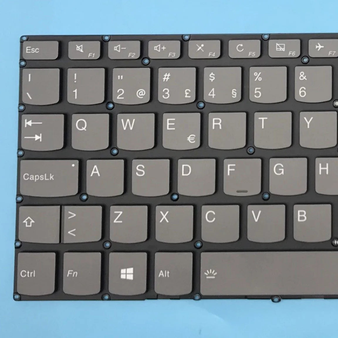 Teclado de Reemplazo en Portugués para Laptop Lenovo V15